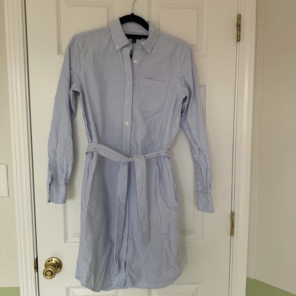Brooks Brothers Dresses & Skirts - Brooks Brothers Women's Blue and White Striped Long Sleeve Shirt Dress Size 2